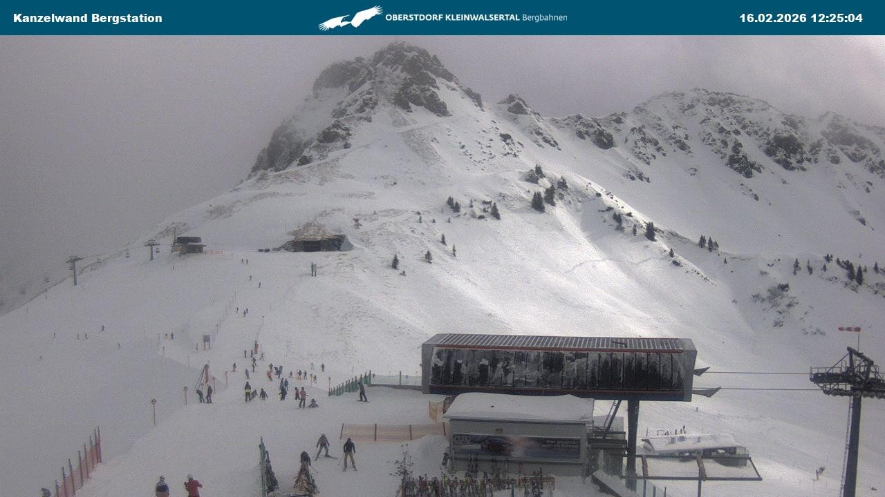 Archived image Webcam Top station Kanzelwand