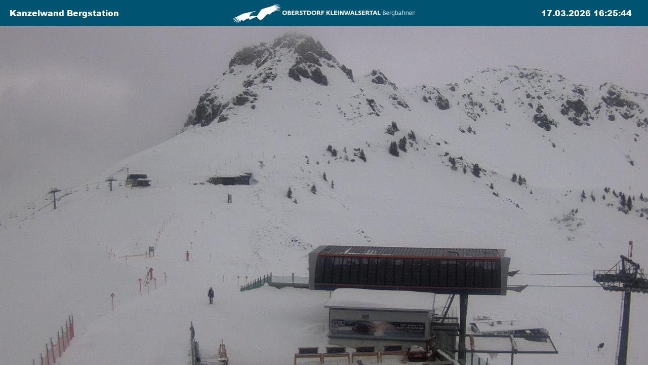 Archived image Webcam Top station Kanzelwand