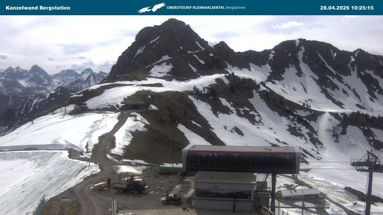 Archived image Webcam Top station Kanzelwand
