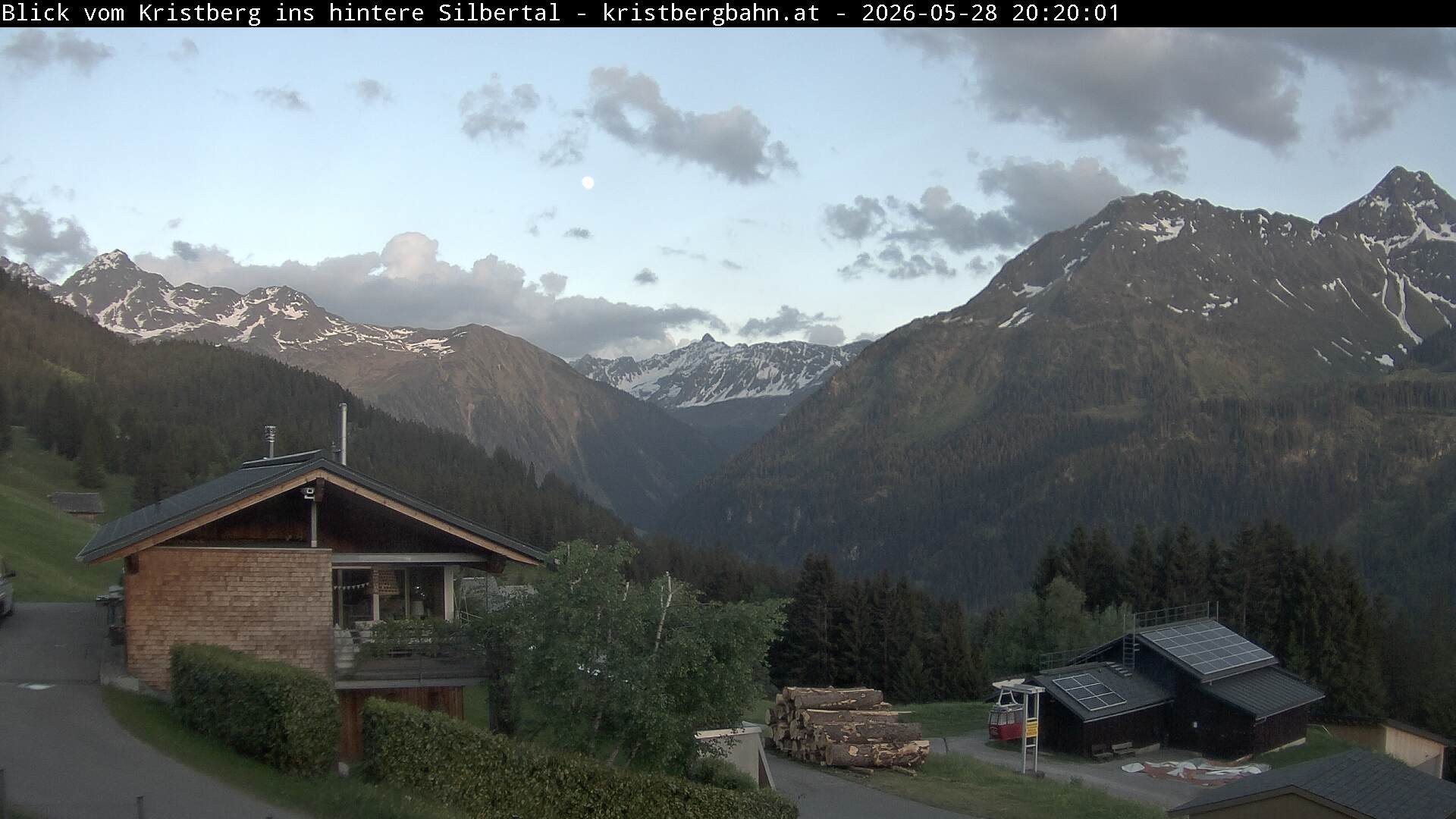 Archived image Webcam "Silbertal" valley