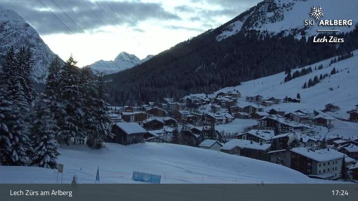 Archived image Webcam Panorama View: Oberlech
