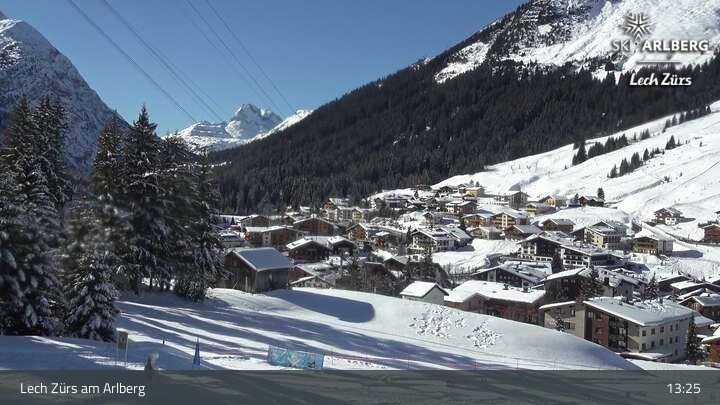 Archived image Webcam Panorama View: Oberlech