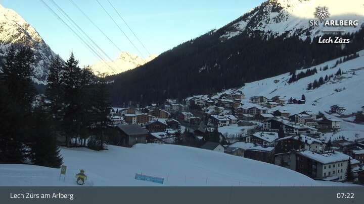 Archived image Webcam Panorama View: Oberlech