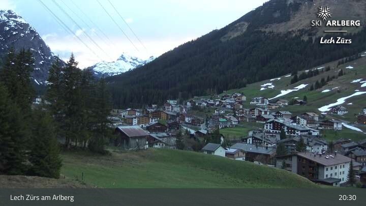 Archived image Webcam Panorama View: Oberlech