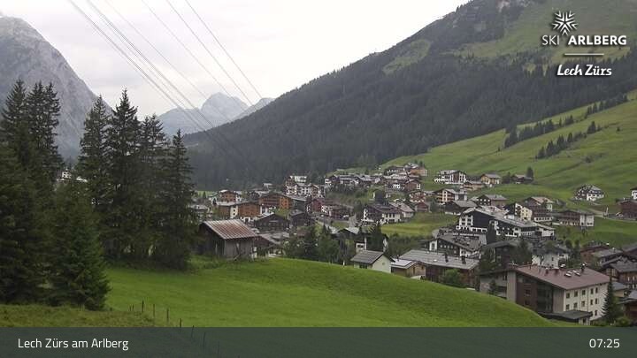 Archived image Webcam Panorama View: Oberlech