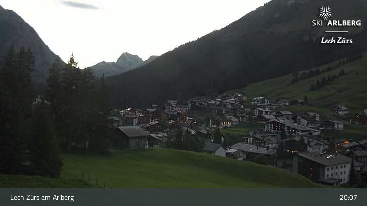Archived image Webcam Panorama View: Oberlech