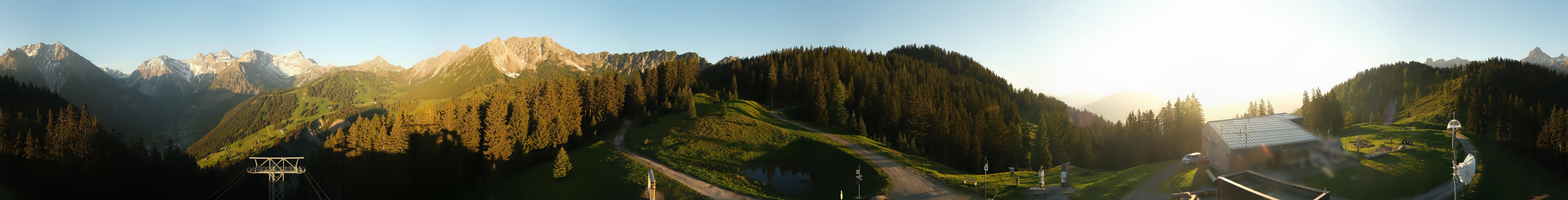 Archived image Webcam Panoramic view valley "Brandnertal", Vorarlberg