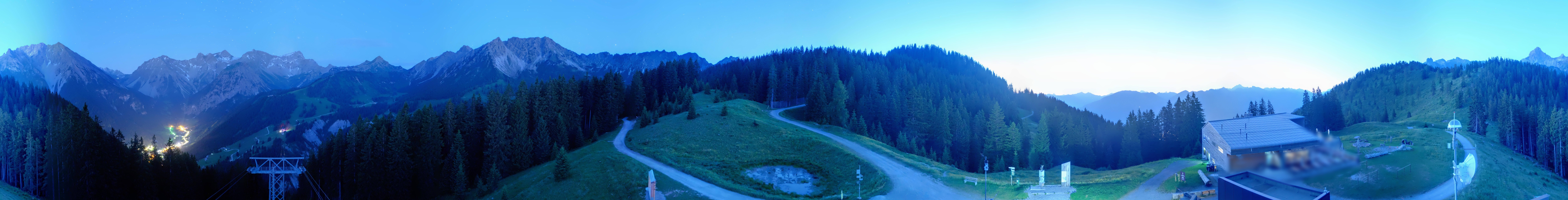 Archived image Webcam Panoramic view valley "Brandnertal", Vorarlberg