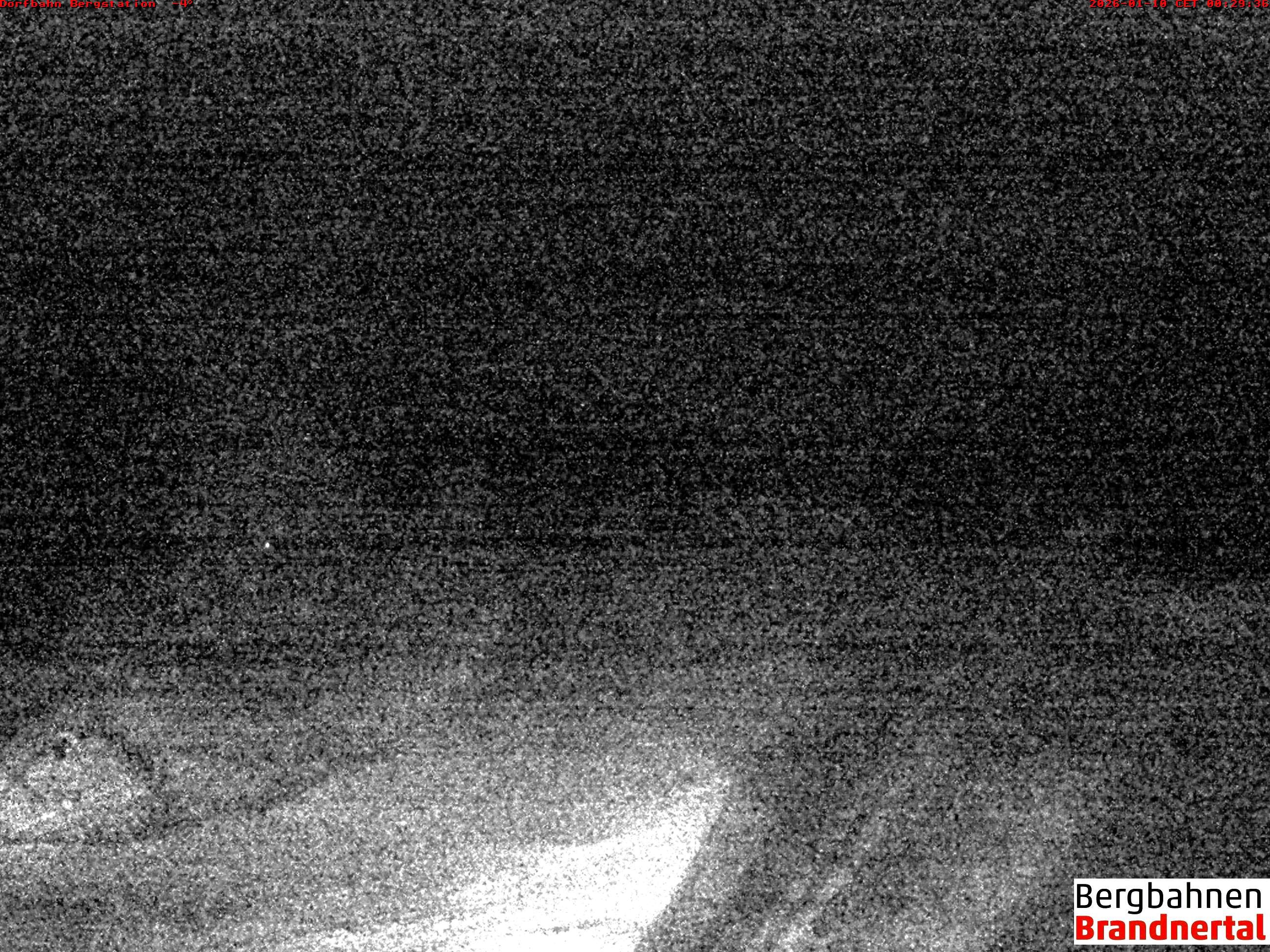 Archived image Webcam mountain station "Dorfbahn", valley "Brandnertal"