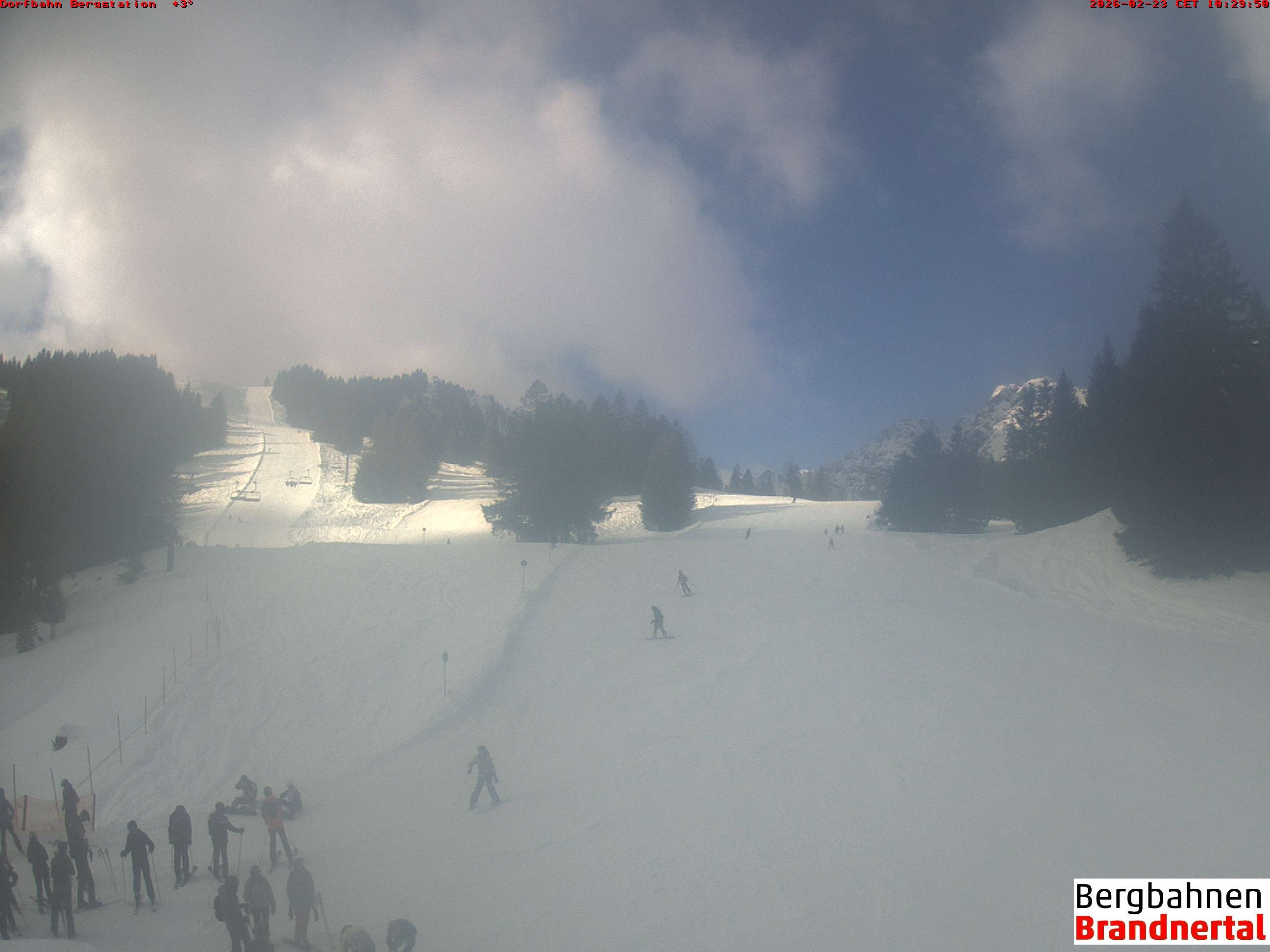 Archiv Foto Webcam Bergstation Dorfbahn, Brandnertal in Vorarlberg