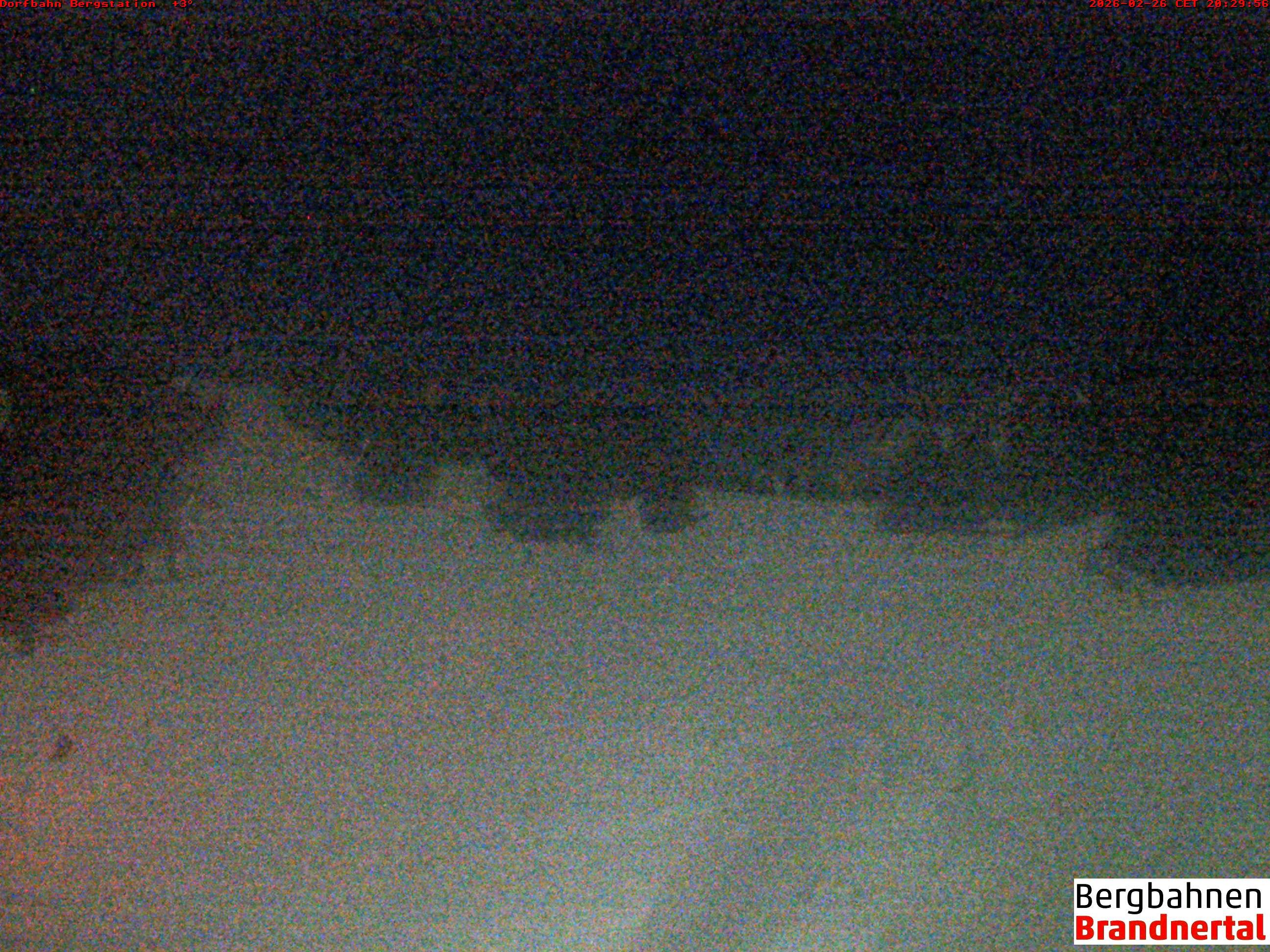 Archived image Webcam mountain station "Dorfbahn", valley "Brandnertal"