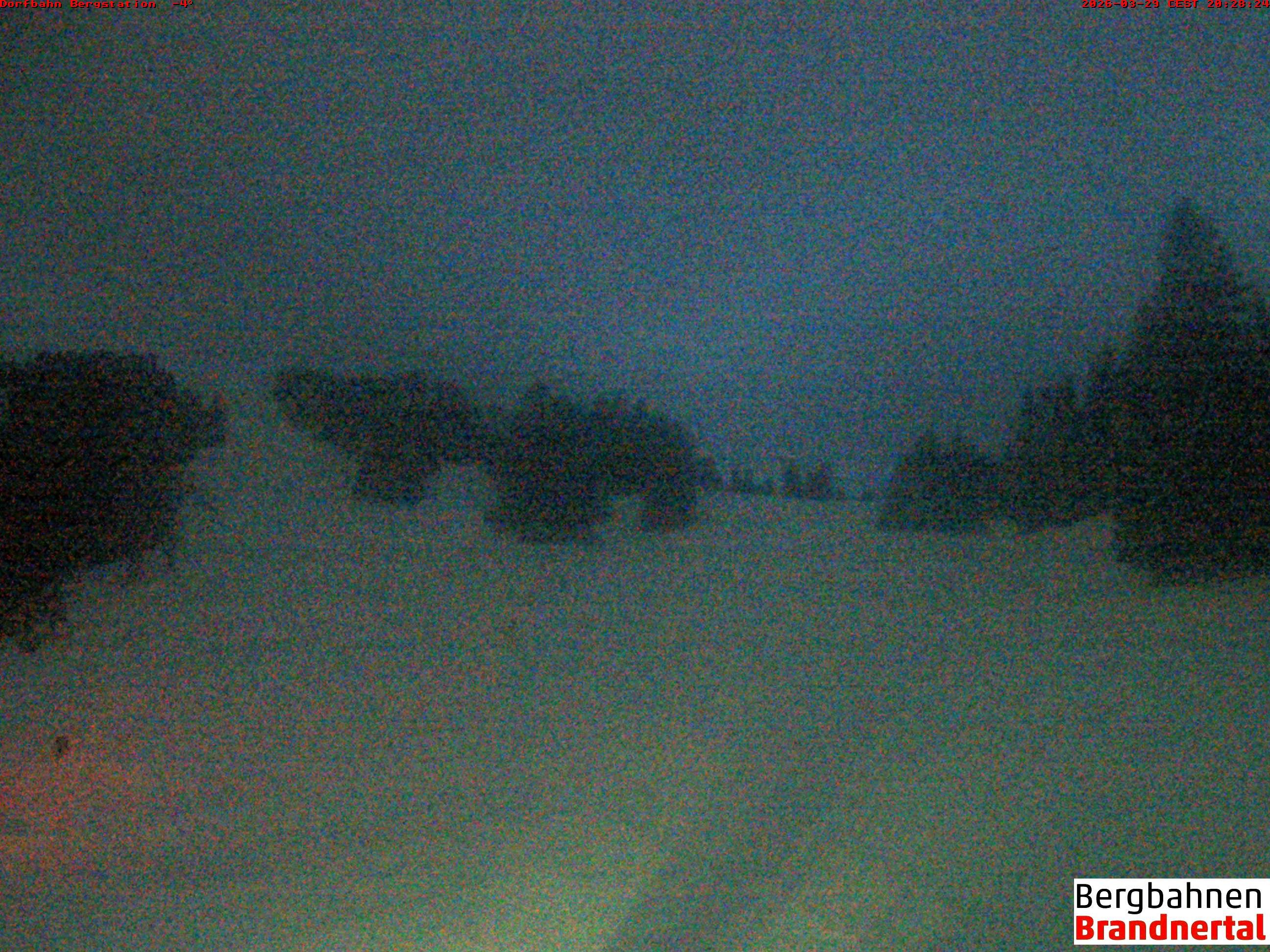 Archived image Webcam mountain station "Dorfbahn", valley "Brandnertal"