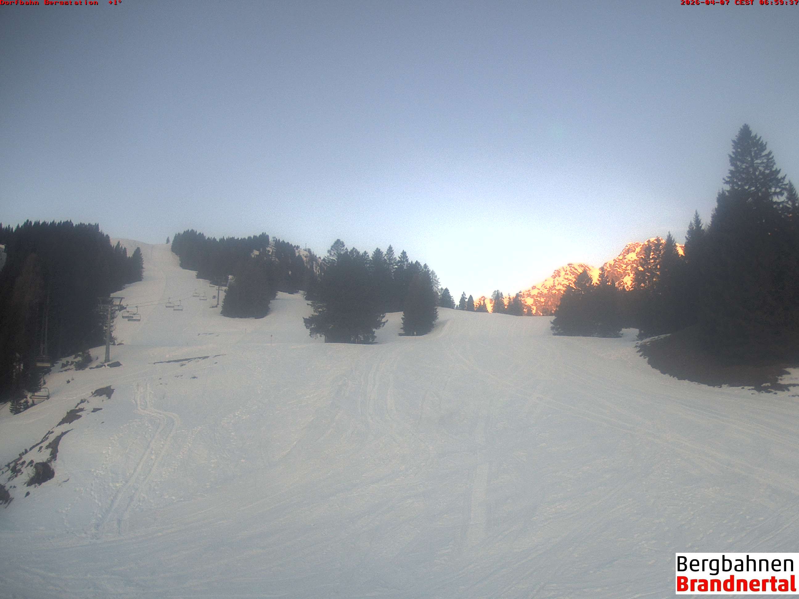 Archiv Foto Webcam Bergstation Dorfbahn, Brandnertal in Vorarlberg