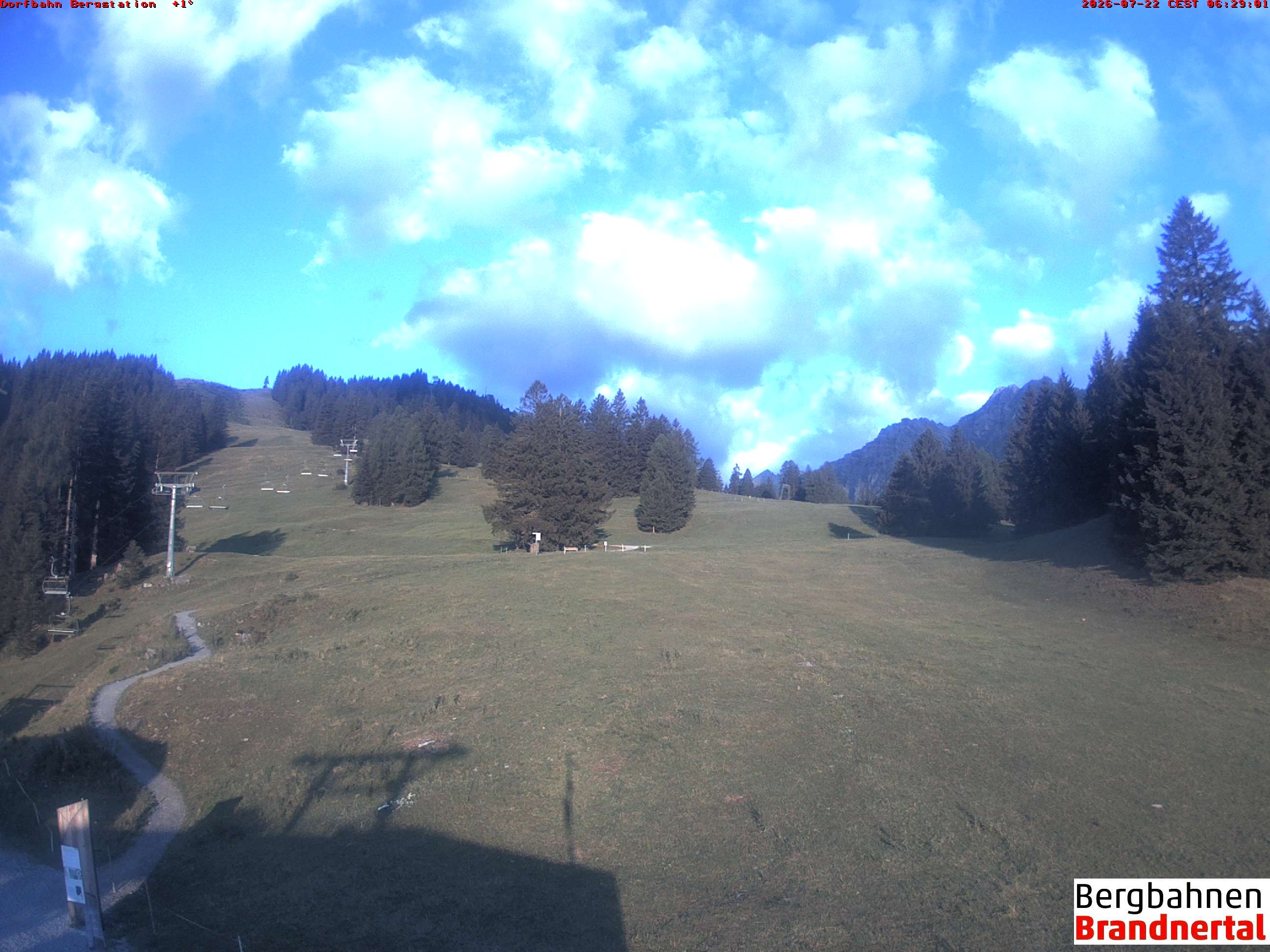 Archiv Foto Webcam Bergstation Dorfbahn, Brandnertal in Vorarlberg