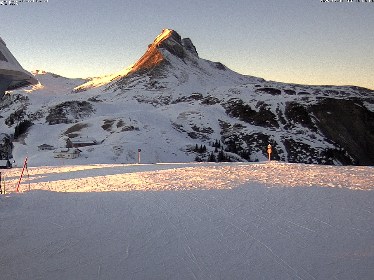 Archiv Foto Webcam Bergstation Uga (1850m)