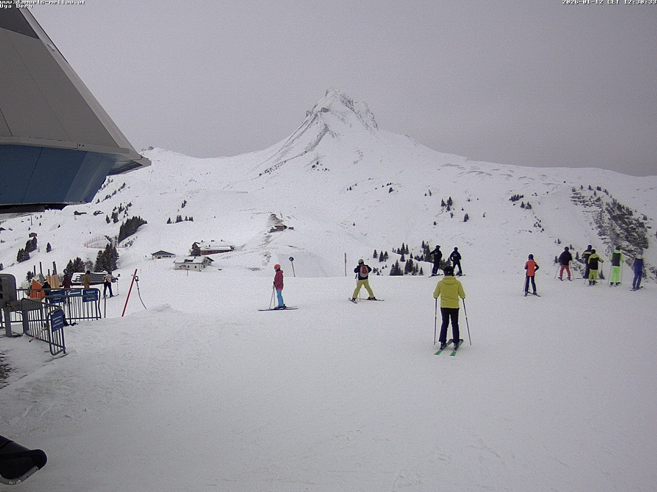 Archiv Foto Webcam Bergstation Uga (1850m)