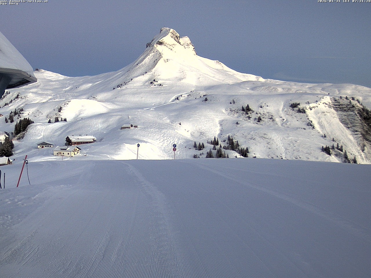 Archiv Foto Webcam Bergstation Uga (1850m)