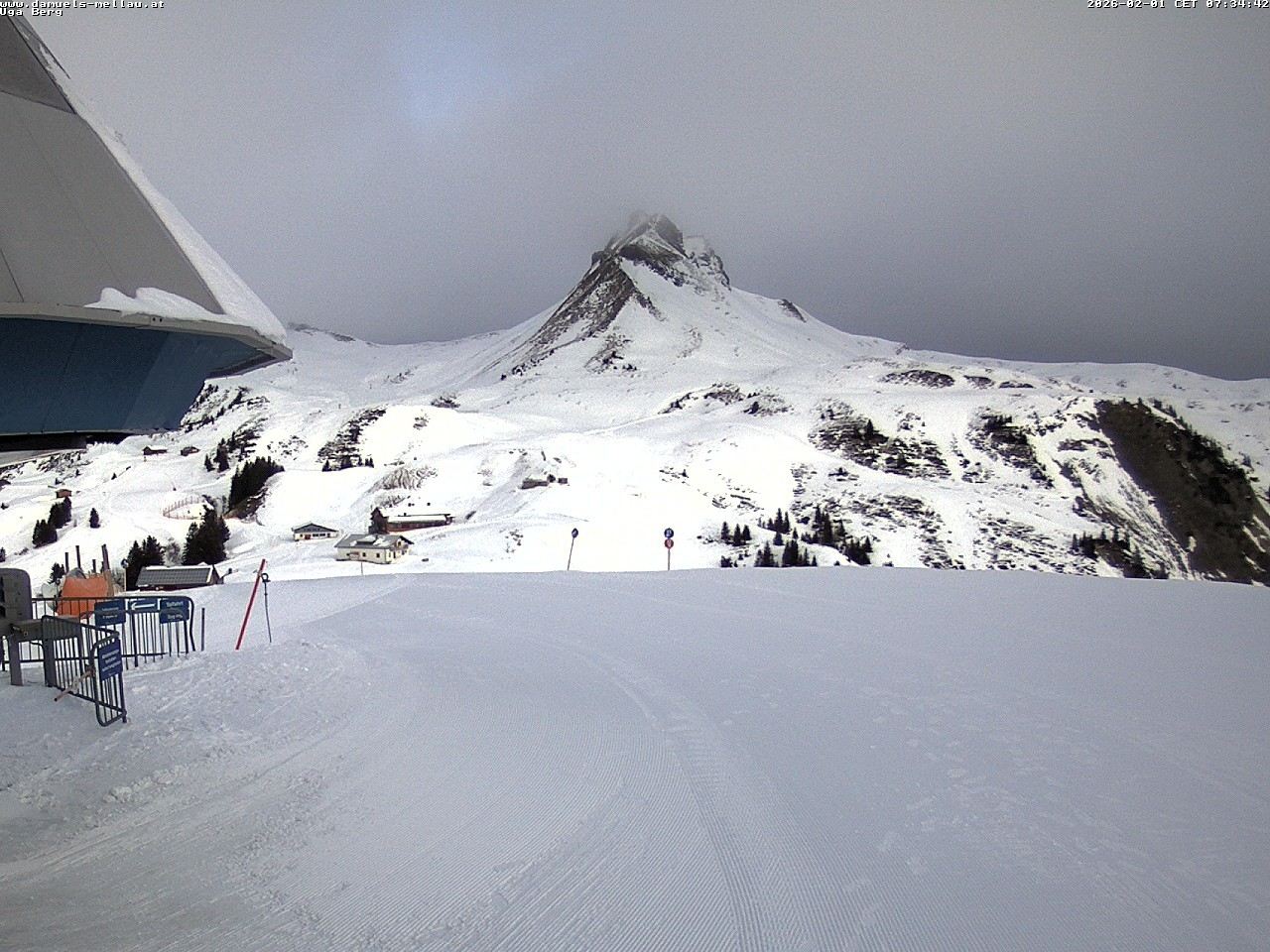 Archiv Foto Webcam Bergstation Uga (1850m)