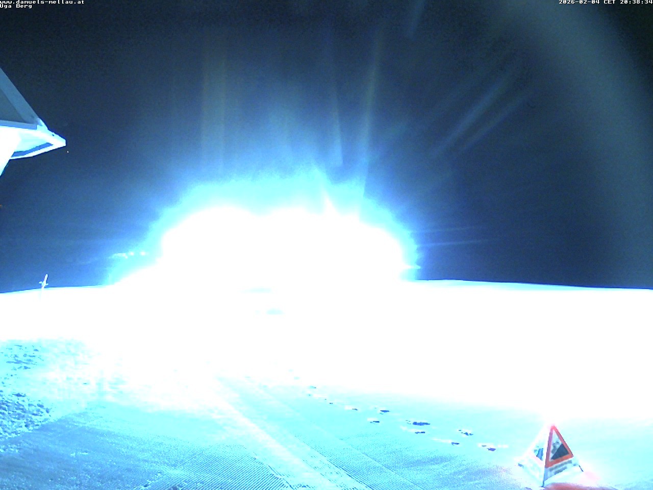 Archiv Foto Webcam Bergstation Uga (1850m)