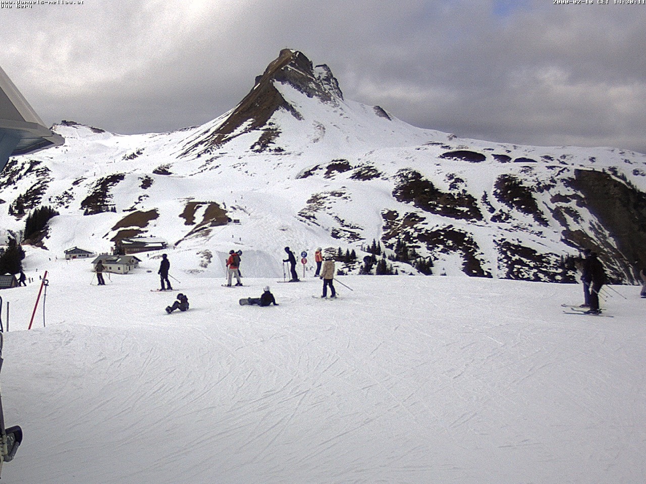 Archiv Foto Webcam Bergstation Uga (1850m)