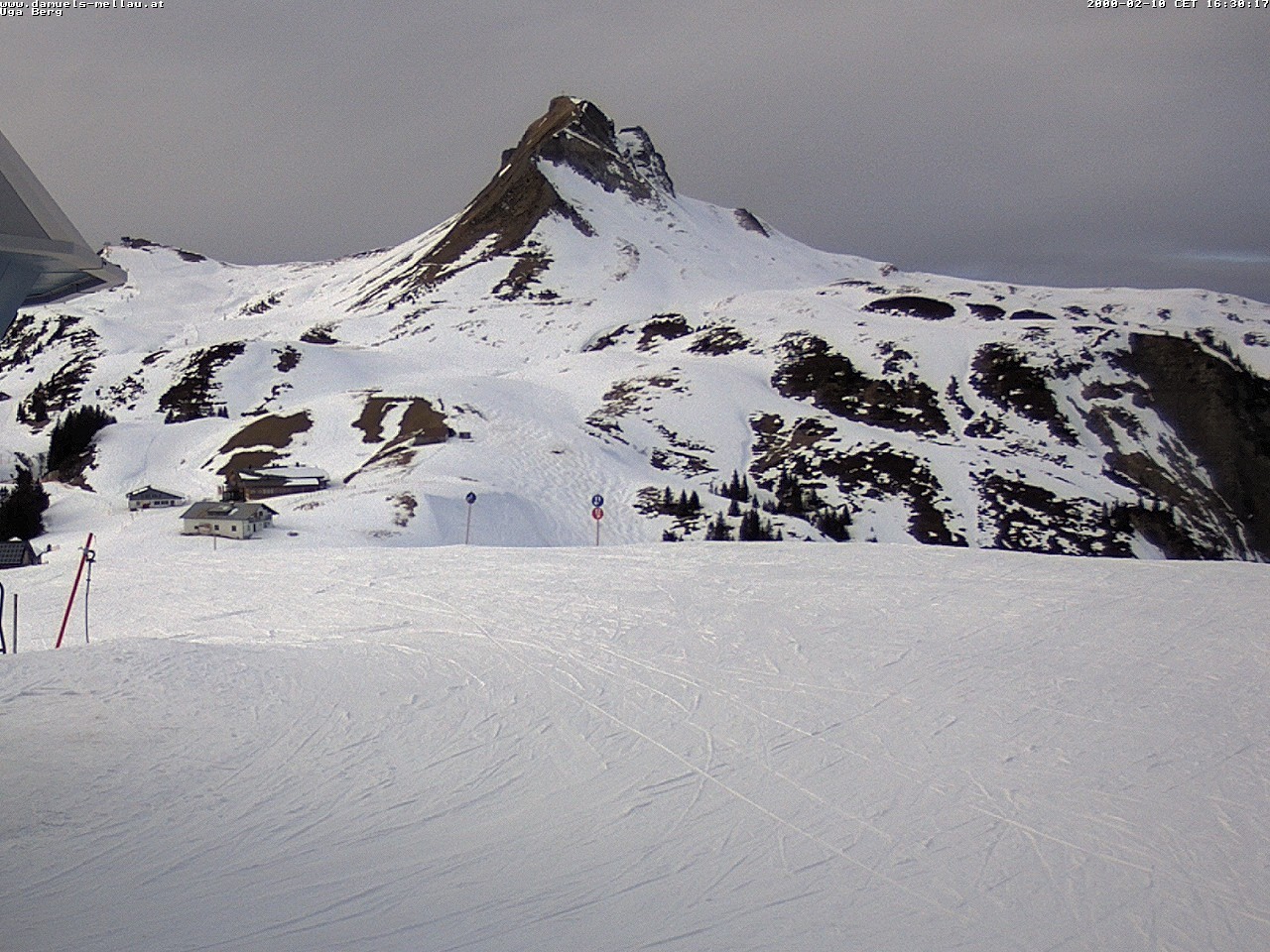 Archiv Foto Webcam Bergstation Uga (1850m)
