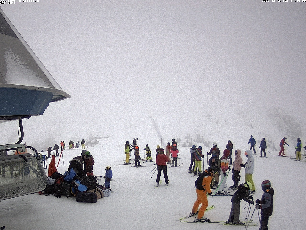 Archiv Foto Webcam Bergstation Uga (1850m)