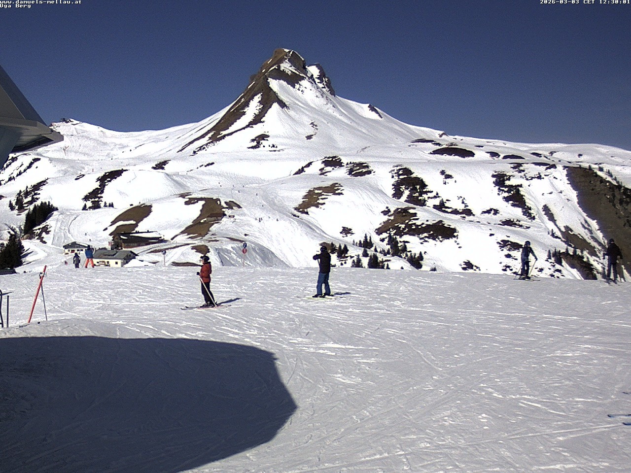 Archiv Foto Webcam Bergstation Uga (1850m)