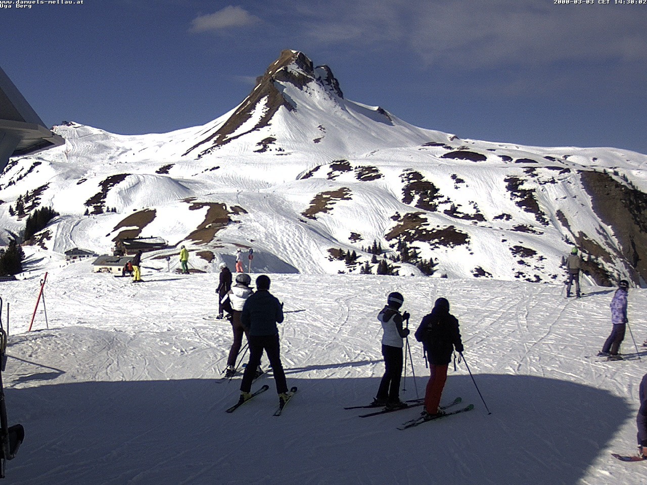 Archiv Foto Webcam Bergstation Uga (1850m)