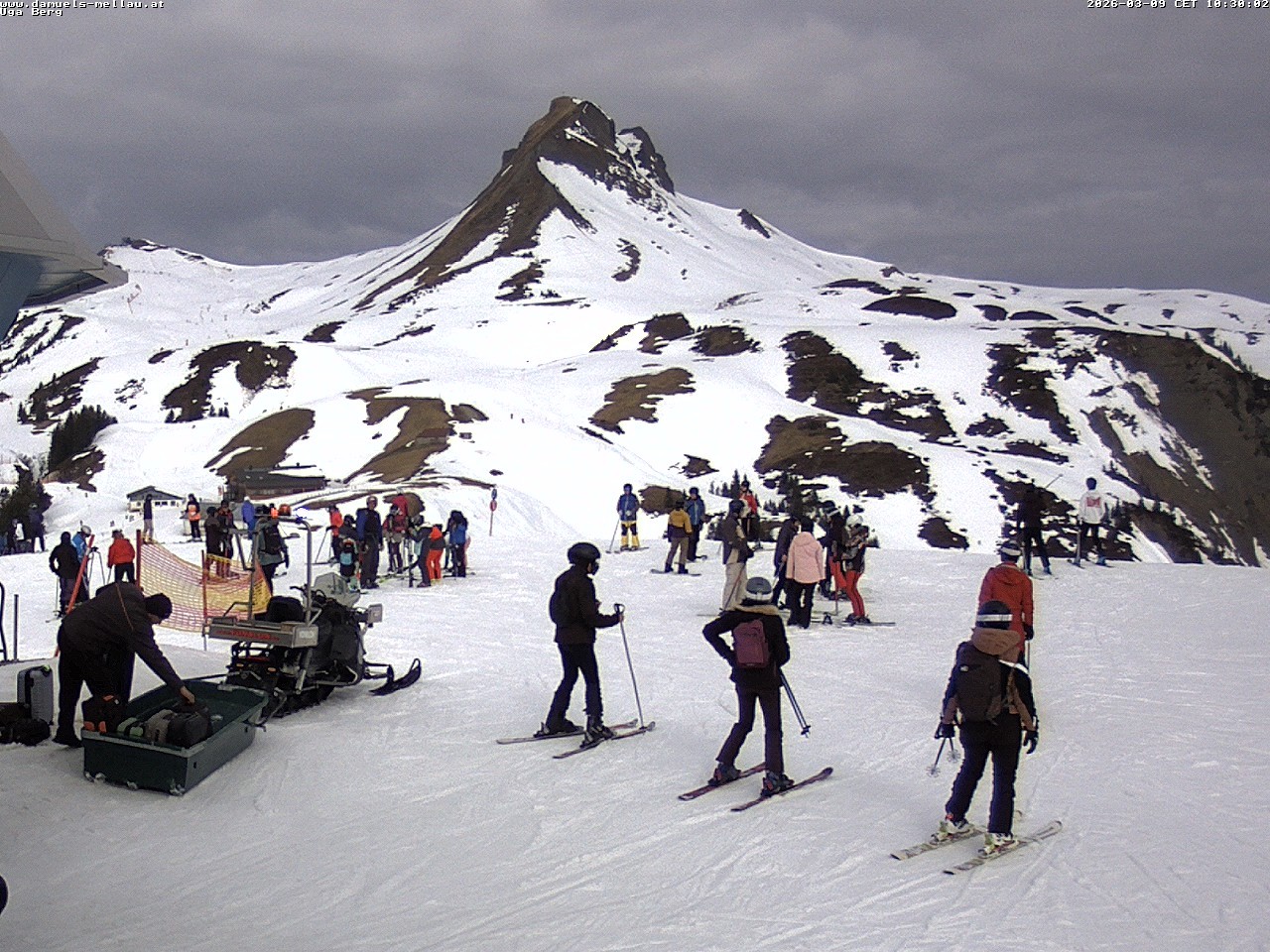 Archiv Foto Webcam Bergstation Uga (1850m)