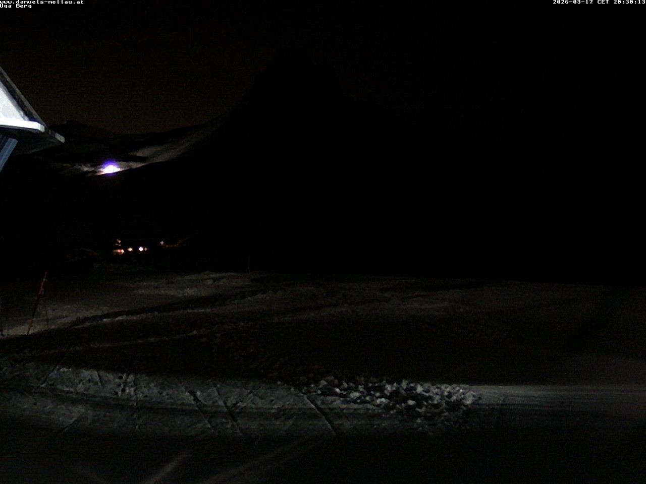 Archiv Foto Webcam Bergstation Uga (1850m)