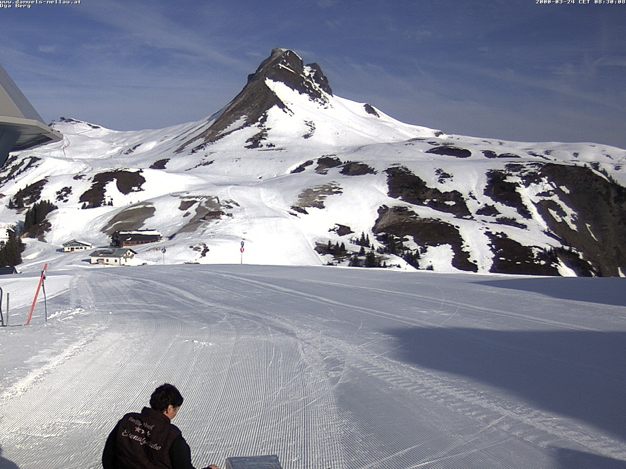 Archiv Foto Webcam Bergstation Uga (1850m)