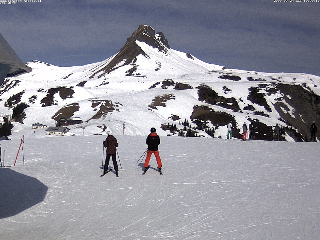 Archiv Foto Webcam Bergstation Uga (1850m)