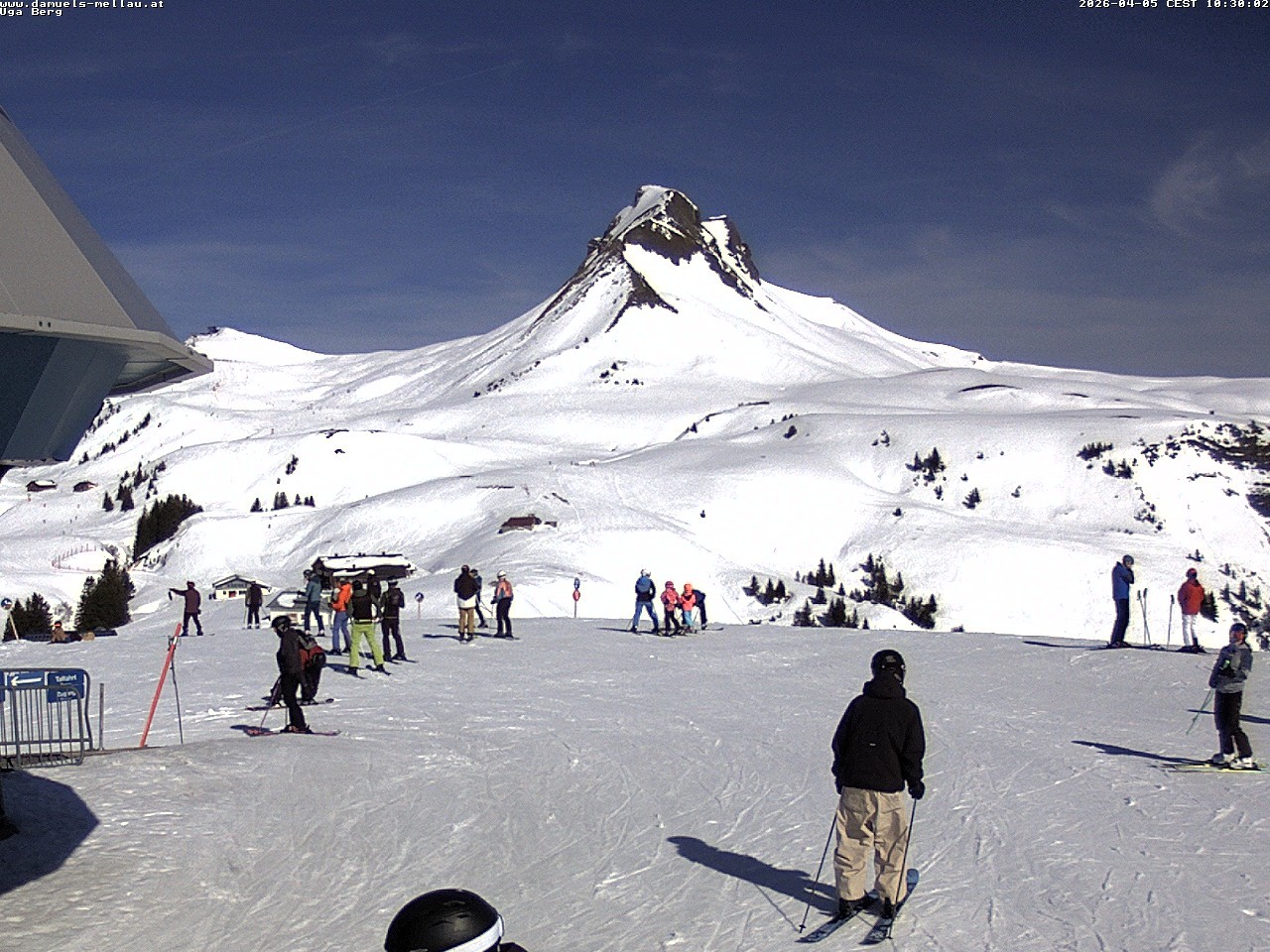 Archiv Foto Webcam Bergstation Uga (1850m)