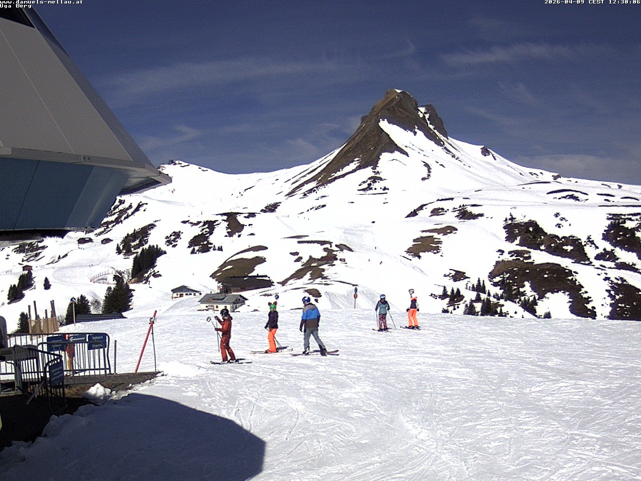 Archiv Foto Webcam Bergstation Uga (1850m)