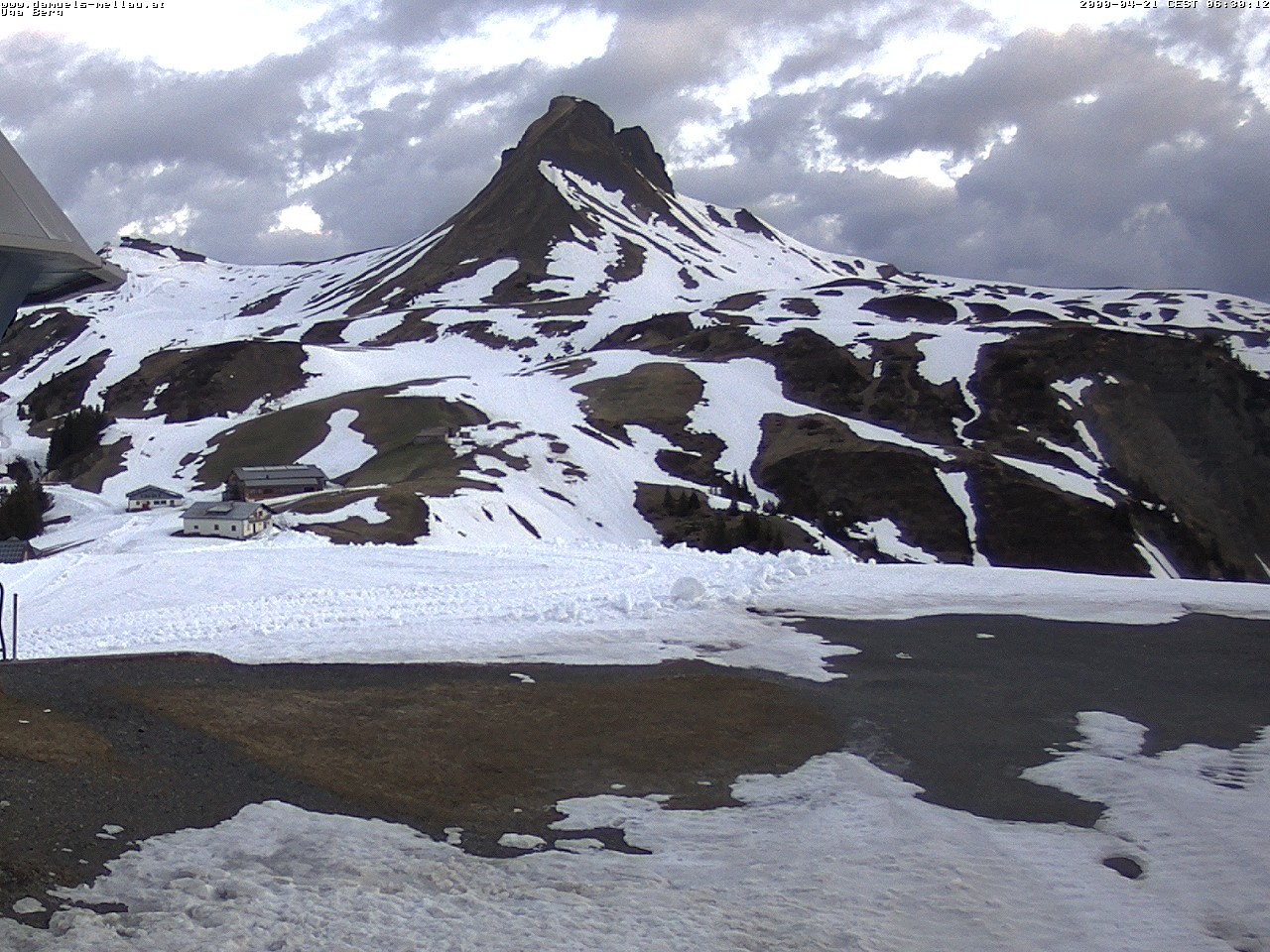 Archived image Webcam Mountaain station Uga (1850 m)