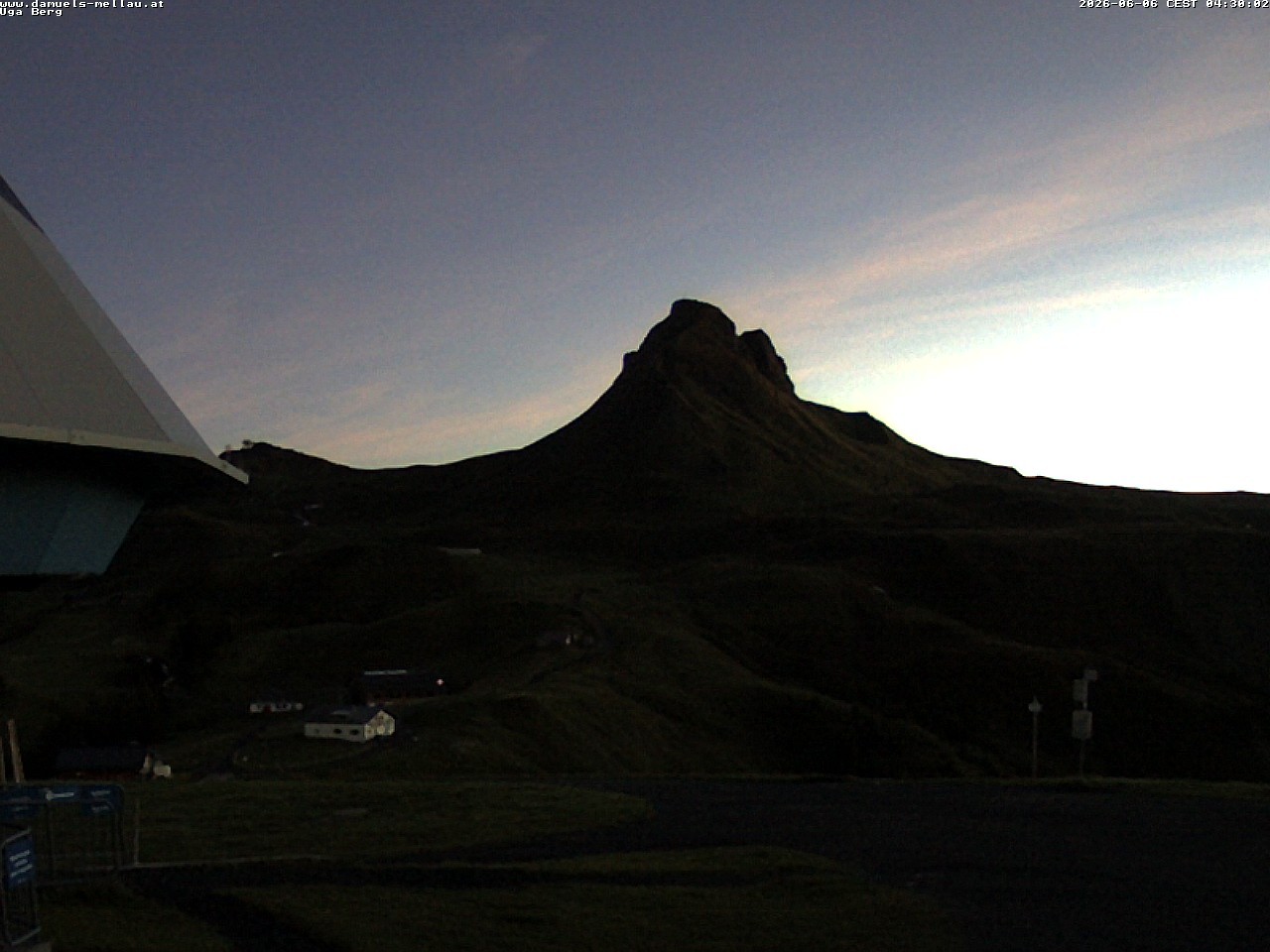 Archiv Foto Webcam Bergstation Uga (1850m)