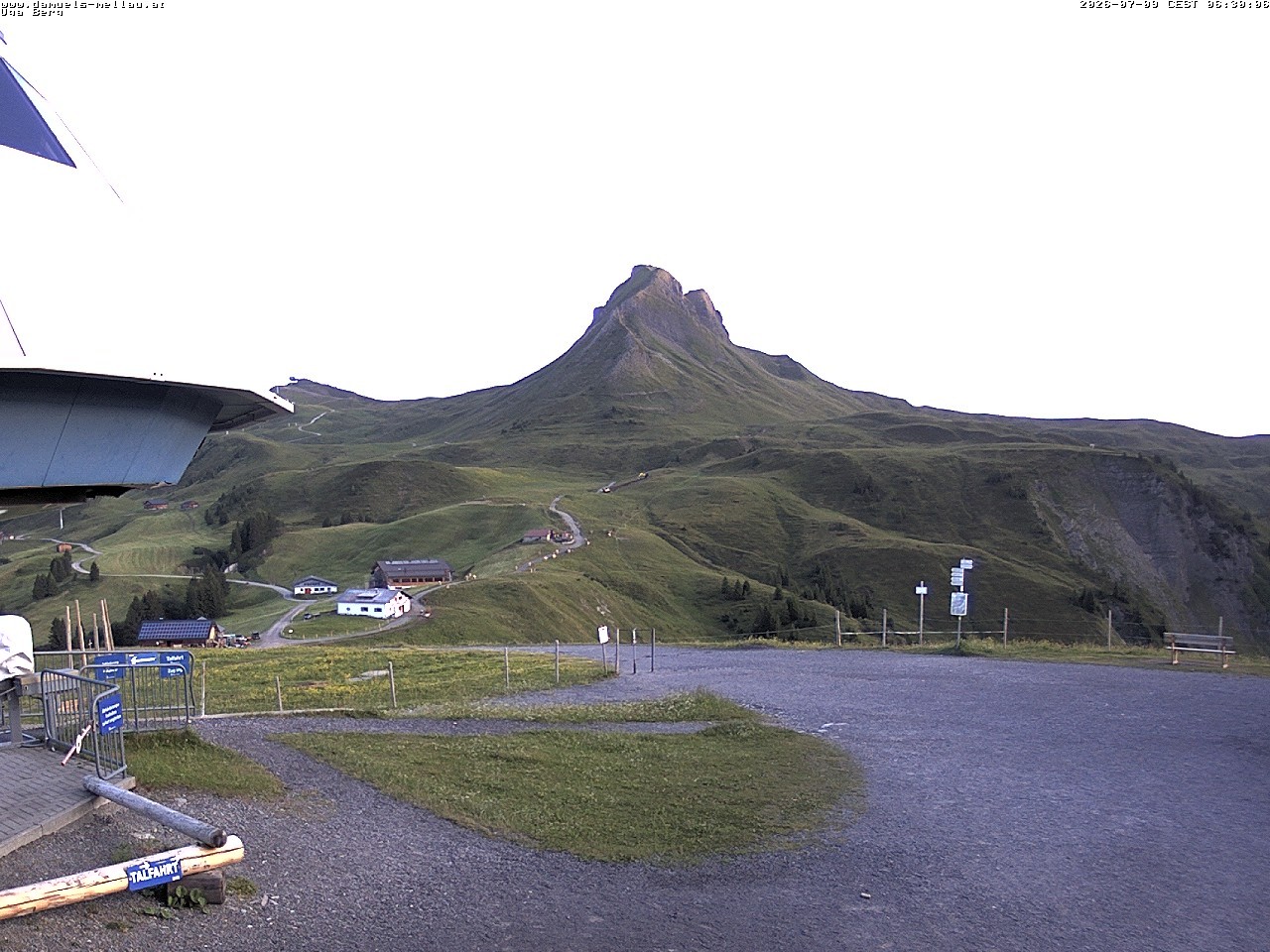 Archiv Foto Webcam Bergstation Uga (1850m)