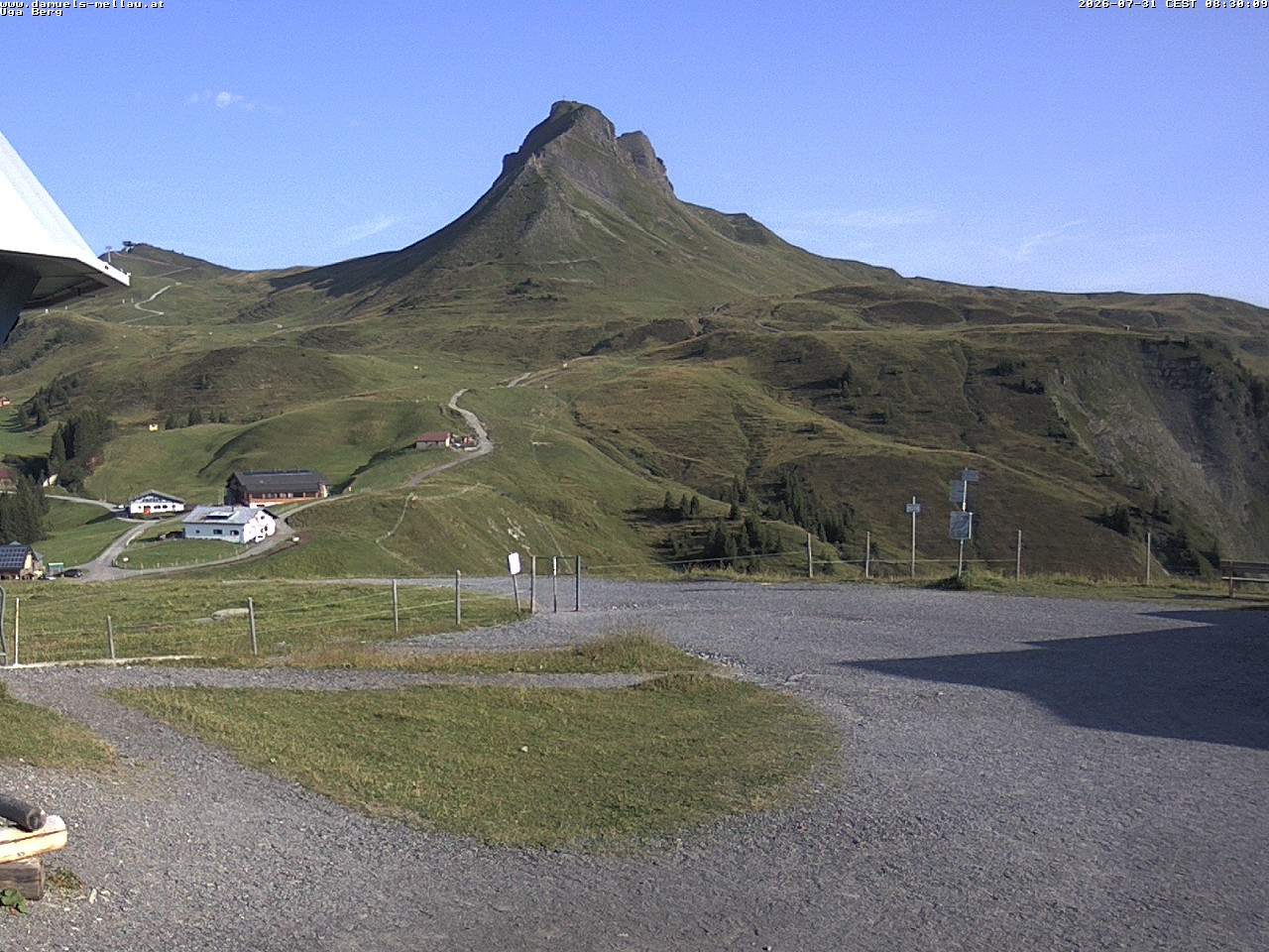 Archiv Foto Webcam Bergstation Uga (1850m)