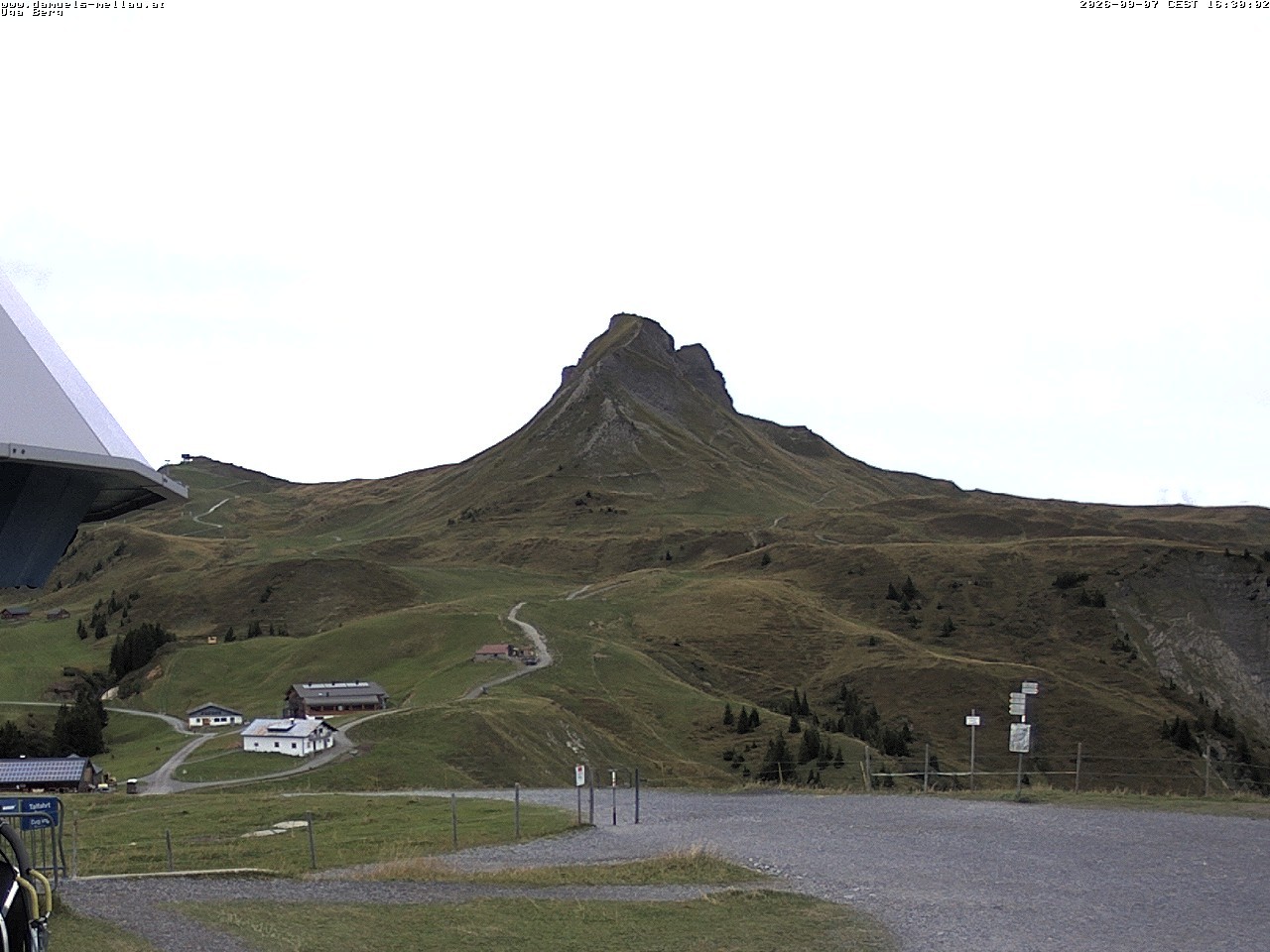 Archiv Foto Webcam Bergstation Uga (1850m)