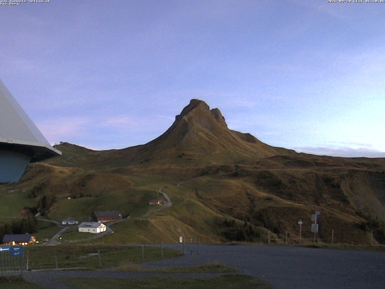 Archiv Foto Webcam Bergstation Uga (1850m)