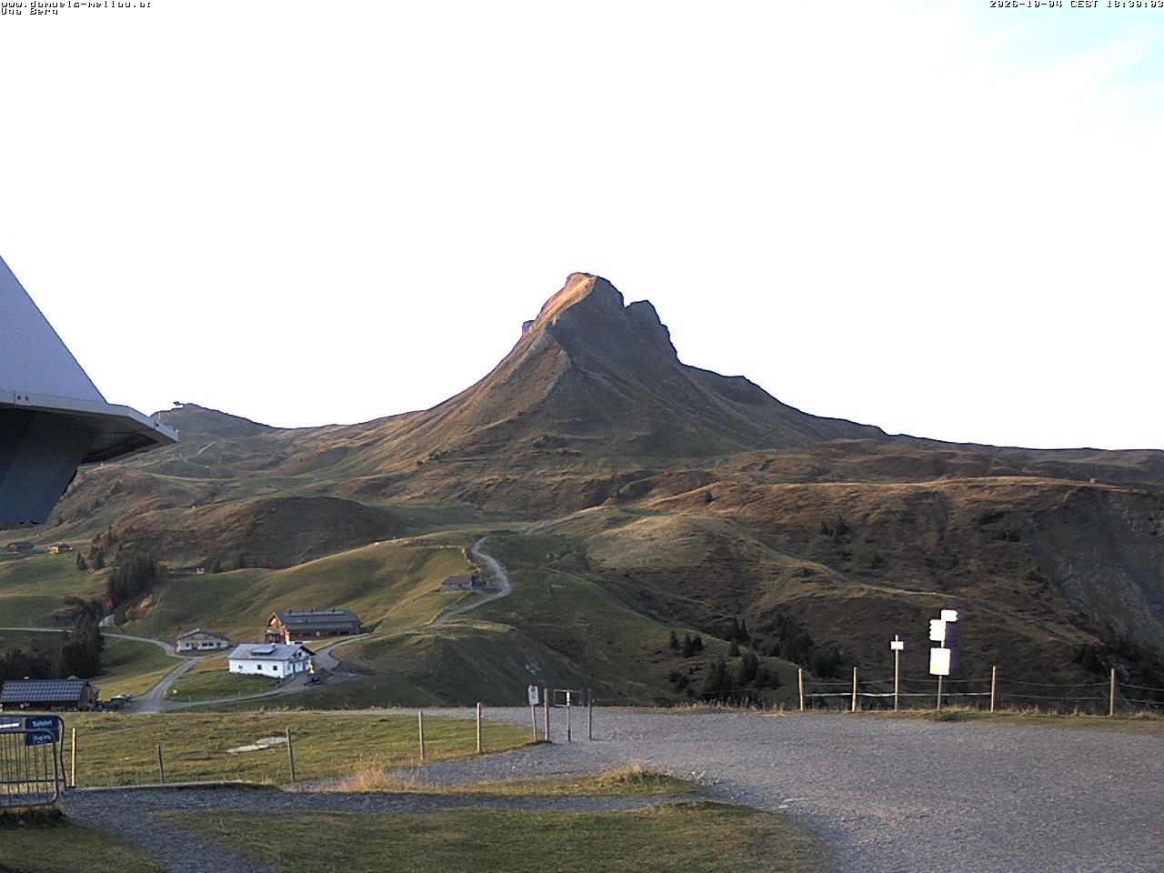 Archiv Foto Webcam Bergstation Uga (1850m)