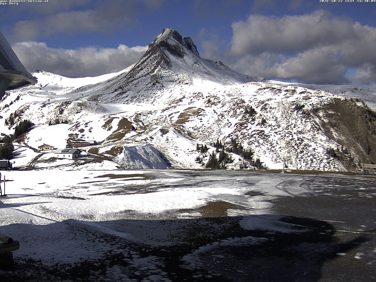 Archiv Foto Webcam Bergstation Uga (1850m)