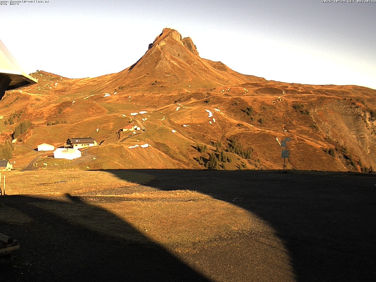 Archiv Foto Webcam Bergstation Uga (1850m)
