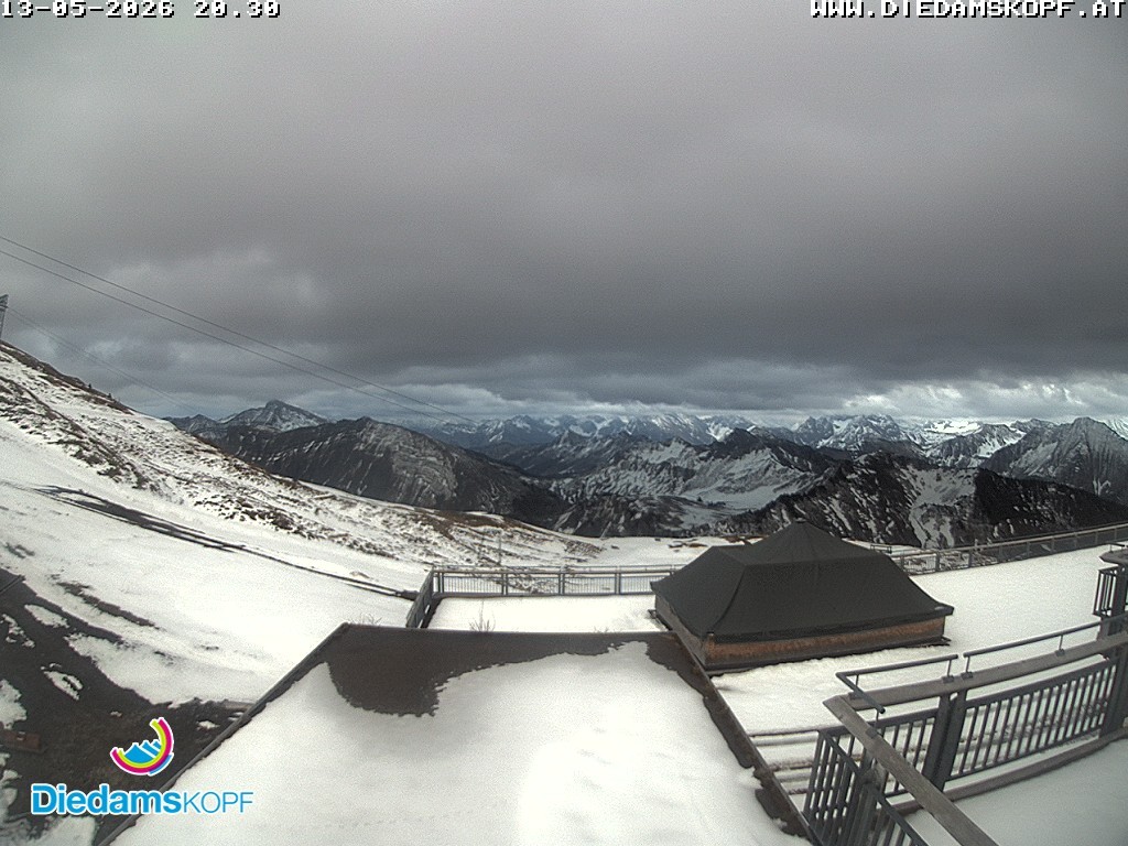 Archived image Webcam mountain station gondola "Diedamskopf", Vorarlberg