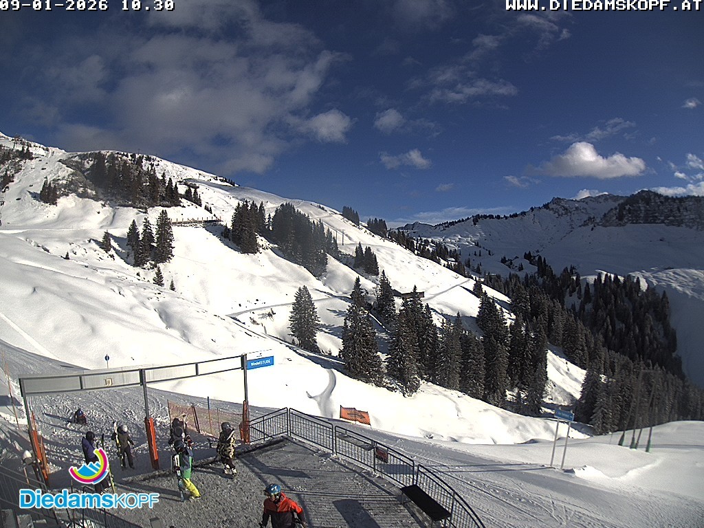 Archiv Foto Webcam Diedamskopf: Ausblick Wedelstube