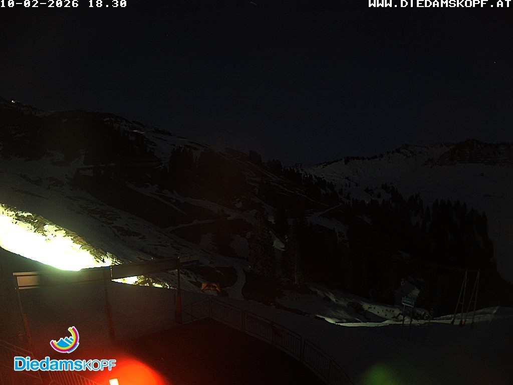 Archiv Foto Webcam Diedamskopf: Ausblick Wedelstube