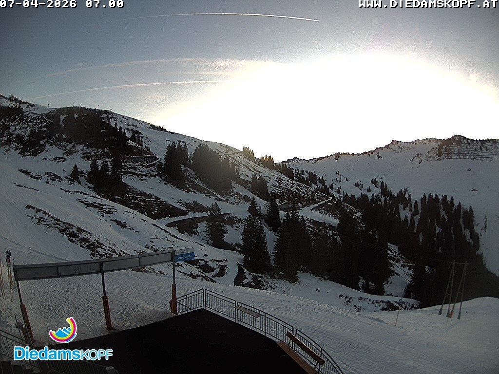 Archiv Foto Webcam Diedamskopf: Ausblick Wedelstube