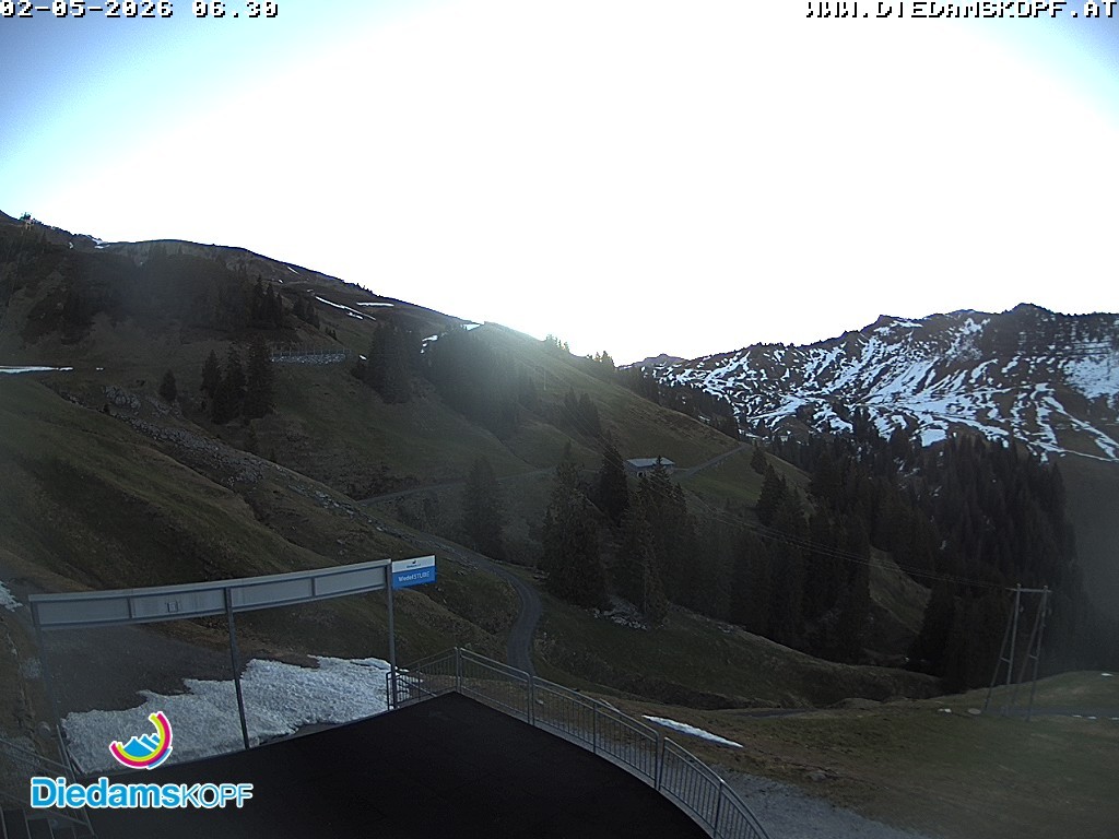 Archiv Foto Webcam Diedamskopf: Ausblick Wedelstube