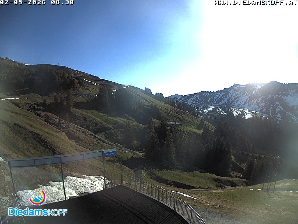 Archiv Foto Webcam Diedamskopf: Ausblick Wedelstube