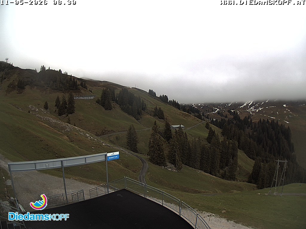 Archiv Foto Webcam Diedamskopf: Ausblick Wedelstube